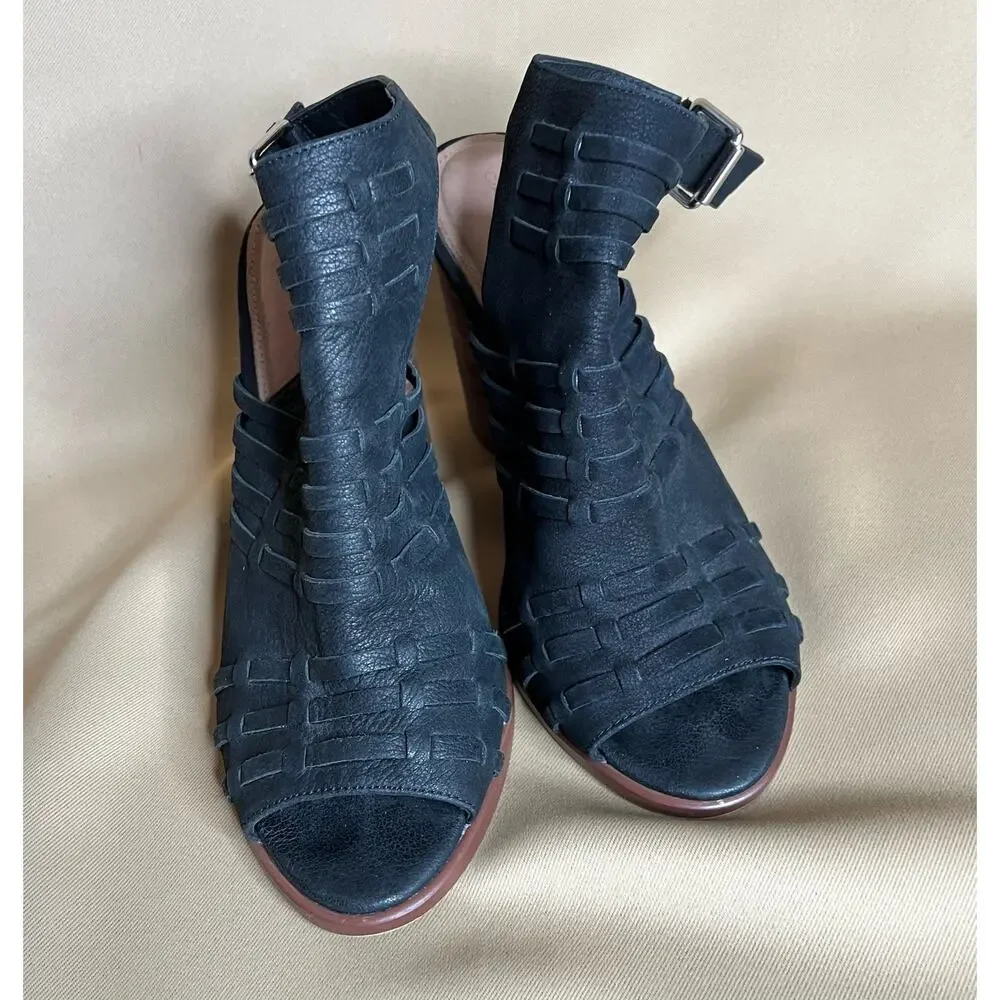 Caslon Martin Black Leather Block Heel Sandal 9.5 NWOT